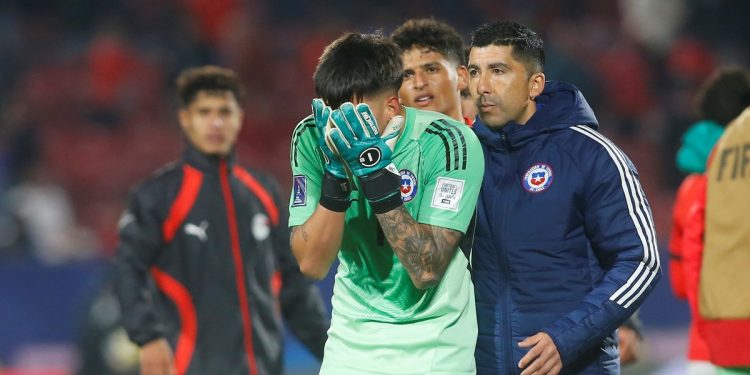 Chile pensó que se quedaba afuera del Mundial Sub 20, pero clasificó por ¡tarjetas amarillas!