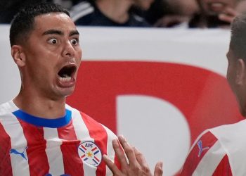 Con tres jugadores del fútbol argentino, la Paraguay de Gustavo Alfaro empató 2-2 contra Japón