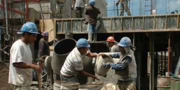 Milei plantea tres reformas clave y lineamientos del Presupuesto 2026 ante gobernadores