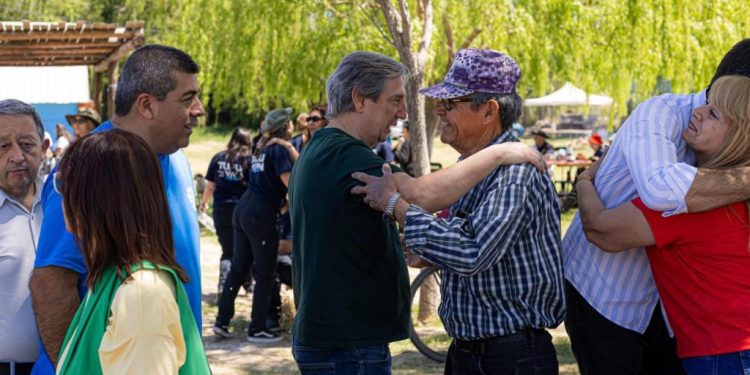 Emir Félix en Tunuyán: “Es necesario tener un Estado que atienda las necesidades de nuestros jubilados”