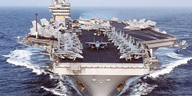Tensión en el mar de China: se estrellan un helicóptero y un caza estadounidenses durante operaciones del USS Nimitz