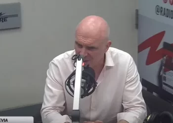 Espert se quebró en llanto y reafirmó su candidatura tras las acusaciones por vínculos con el narcotráfico