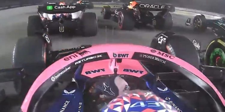 La gran largada de Colapinto: pasó a tres autos y fue el piloto que más posiciones ganó