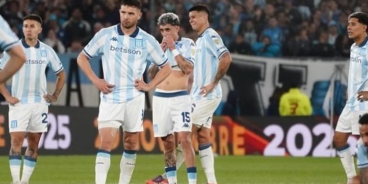 Maravilla Martínez, crudo en Racing: “Quedamos en deuda con la ilusión de los que nos apoyaron”