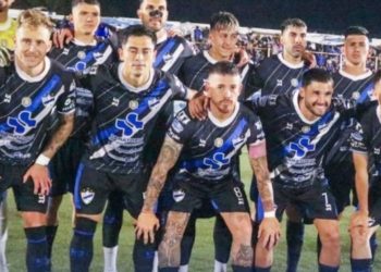 Midland y un humilde empate en un duelo clave por la cima de la Primera B