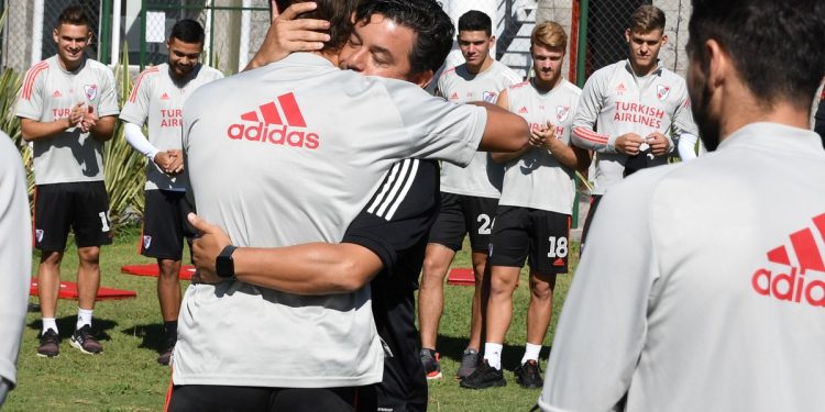 Santiago Sosa, el ex River al que le cerraron la puerta en Núñez y se transformó en baluarte de Racing