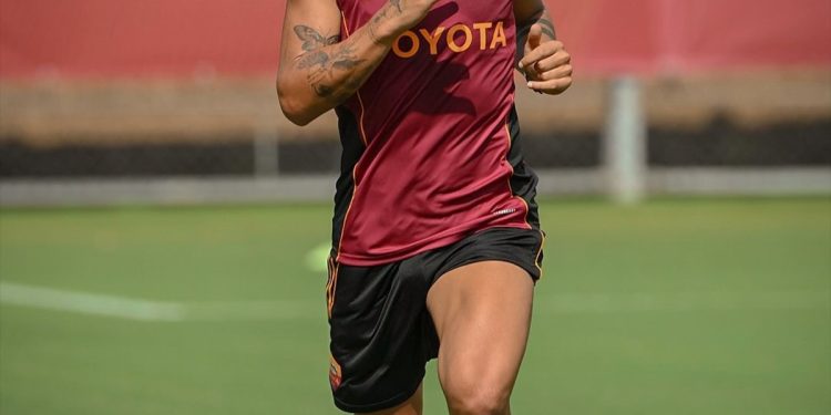 Siguen las buenas para Dybala: se entrenó a la par en la Roma y tiene grandes chances de volver a ser convocado