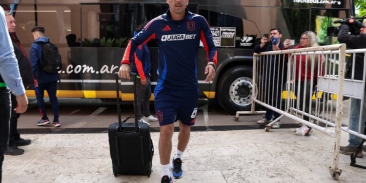 U. de Chile ya está en Argentina para jugar contra Lanús: “Sabemos que será un clima hostil”
