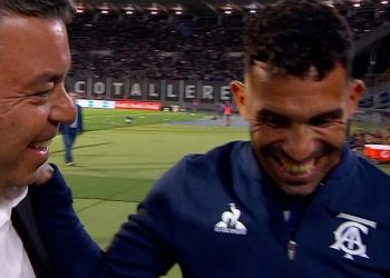 El simpático reencuentro entre Gallardo y Tevez