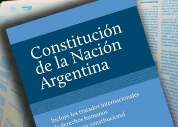 Lesa, el huevo de la serpiente.