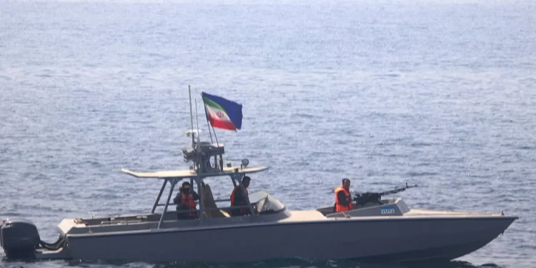 Irán secuestra un petrolero en el golfo y reaviva la tensión en el estrecho de Ormuz. Provocación directa a Estados Unidos