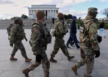 Estados Unidos congela todas las decisiones de asilo tras el tiroteo en Washington. Quién era el atacante