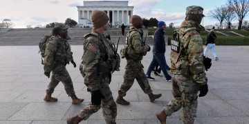 Estados Unidos congela todas las decisiones de asilo tras el tiroteo en Washington. Quién era el atacante