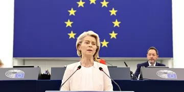 Urgencia por Ucrania: von der Leyen apela a la UE para cubrir 135 000 millones euros en financiación 2026-27