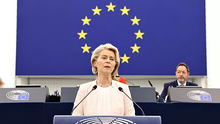 Urgencia por Ucrania: von der Leyen apela a la UE para cubrir 135 000 millones euros en financiación 2026-27