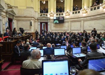 Gobierno acelera la reforma laboral y cambia estrategia para lograr la media sanción en el Senado
