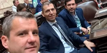 La Libertad Avanza suma tres diputados y queda a un voto de la primera minoría