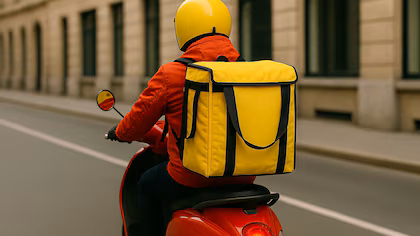 Nuevo proyecto de reforma laboral regula a los repartidores de plataformas en Argentina