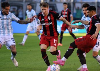A qué hora juega hoy Racing vs. River y por dónde se puede ver EN VIVO por el Torneo Clausura