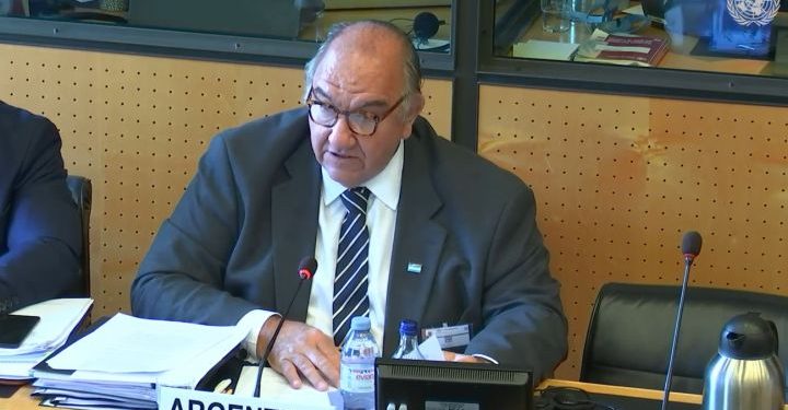 Baños reclama memoria completa en la ONU y pone en primer plano a las víctimas del terrorismo setentista