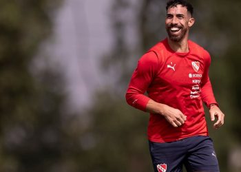 Ávalos, de resistido a su levantada final y ¿despedida de Independiente?