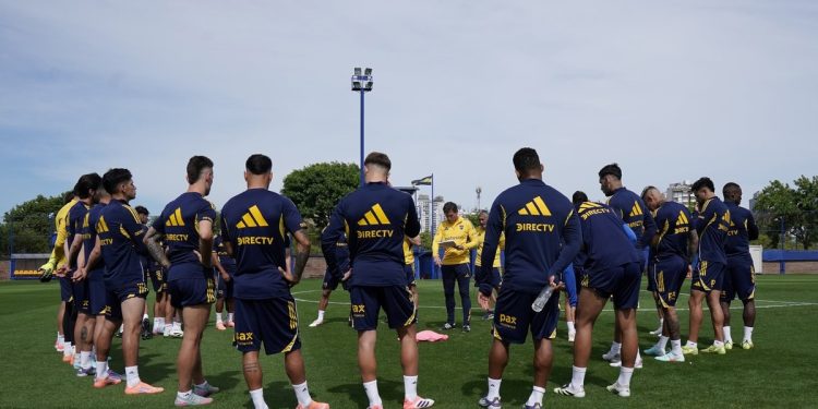 Boca anunció los convocados vs. Argentinos y causó sorpresa un lujito que se dio Úbeda