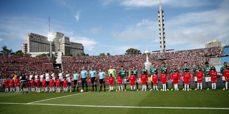 Buena noticia para los hinchas argentinos: Alejandro Domínguez blanqueó cuál será la sede de la final de la Libertadores 2026