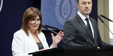 Monteoliva asume Seguridad y un General hará historia en Defensa tras la salida de Bullrich y Petri