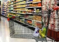 El consumo se congela: caen las ventas en supermercados y mayoristas y se profundiza la desaceleración del mercado interno