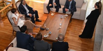 Cornejo mantuvo encuentros estratégicos con inversores globales durante el Mendoza Finance Day & TSX Roadshow