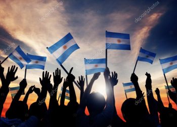 Al gran pueblo argentino… ¡salud!