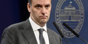 Adorni confirmó sesiones extraordinarias para tratar el Presupuesto 2026 y respondió a las críticas de Macri