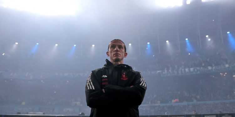 Flamengo cruzó a un diario de Brasil por asegurar que la continuidad de Filipe Luis está en duda