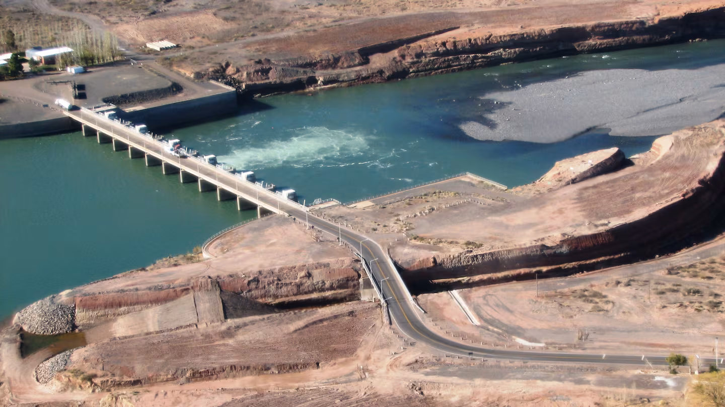 Positivo II: Gobierno habilita a siete consorcios para competir por represas y entra en etapa de privatización