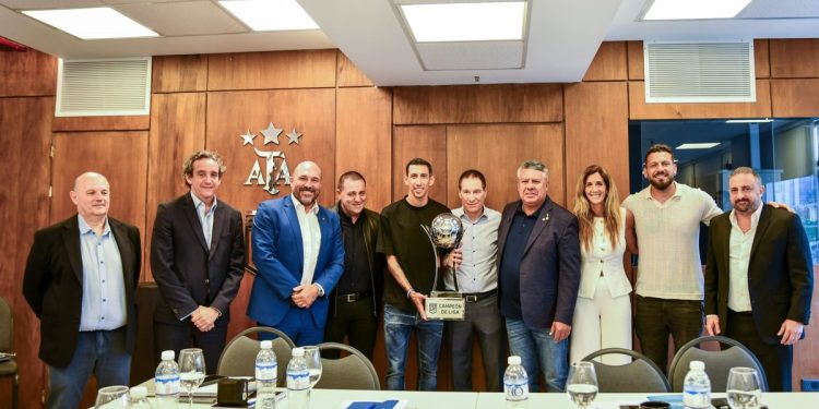 Las reacciones en X por el título a Rosario Central. Redes explotan con memes y burlas al nuevo título de Rosario Central