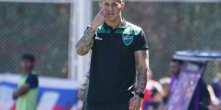 Leandro Romagnoli dejó de ser el técnico de San Martín de San Juan