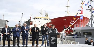 Escándalo: Kicillof sostiene a funcionarios del Astillero Río Santiago pese a fallos que revelan compras irregulares y desdoblamientos