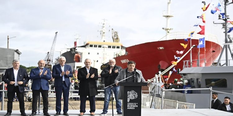 Escándalo: Kicillof sostiene a funcionarios del Astillero Río Santiago pese a fallos que revelan compras irregulares y desdoblamientos