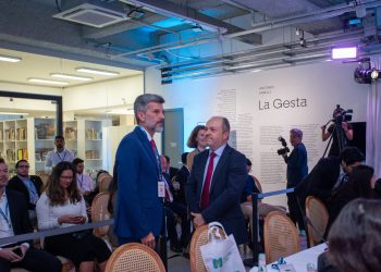 Ulpiano Suarez encabezó un prestigioso encuentro del BID con referentes internacionales