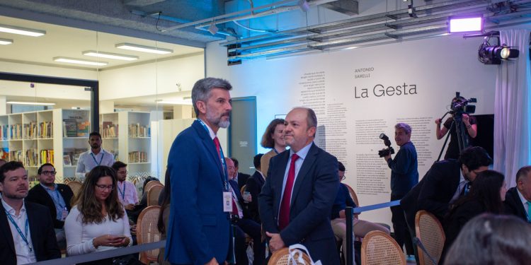 Ulpiano Suarez encabezó un prestigioso encuentro del BID con referentes internacionales