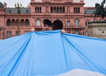 Teléfono para las Jefaturas: La situación de las víctimas, veteranos y prisioneros de la guerra contra la subversión terrorista no ha cambiado.