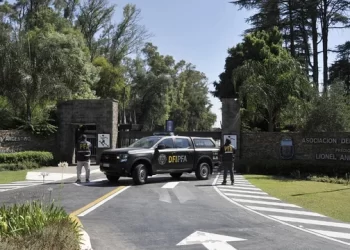 Allanan la casa de Javier Faroni y sedes de la AFA por una investigación por presunto desvío de fondos