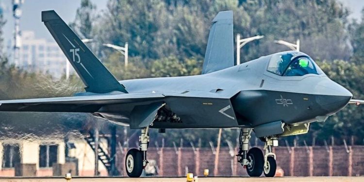 El eje China-Cuba y el J-35: cómo China busca la supremacía aérea en una guerra de algoritmos con un pie en el Caribe