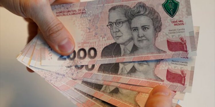 Empate técnico entre salarios e inflación mantiene en pausa la recuperación del poder adquisitivo