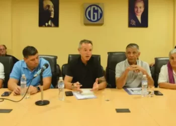 La CGT rechaza por insuficiente el nuevo salario mínimo $ 328.400 y denuncia que “está desconectado de la realidad”