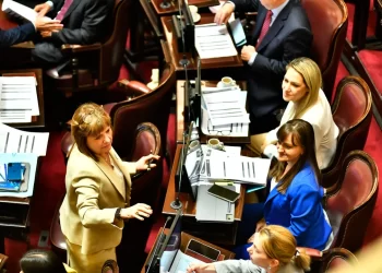 El oficialismo negocia contrarreloj para blindar el capítulo educativo del Presupuesto 2026