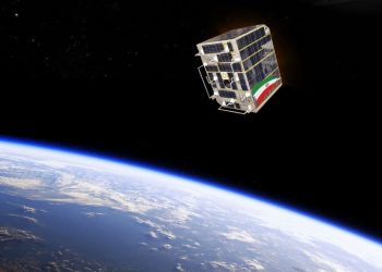 Irán consolida su alianza estratégica con Rusia al poner en órbita tres satélites de monitoreo y espionaje