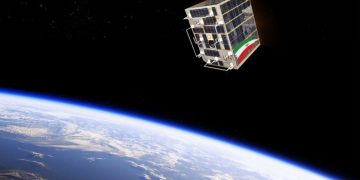 Irán consolida su alianza estratégica con Rusia al poner en órbita tres satélites de monitoreo y espionaje