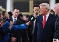 Trump elogia a Milei en la gala del sorteo del Mundial 2026 y recibe un premio de la FIFA