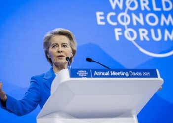 Bruselas propone vincular las ayudas públicas a que las empresas se alejen del suministro de China